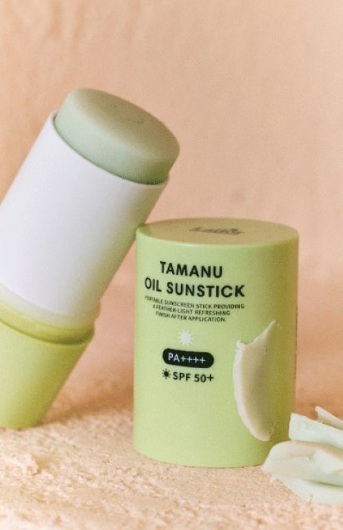 LADOR Tamanu Oil Sun Stick SPF50+ PA++++ 21g