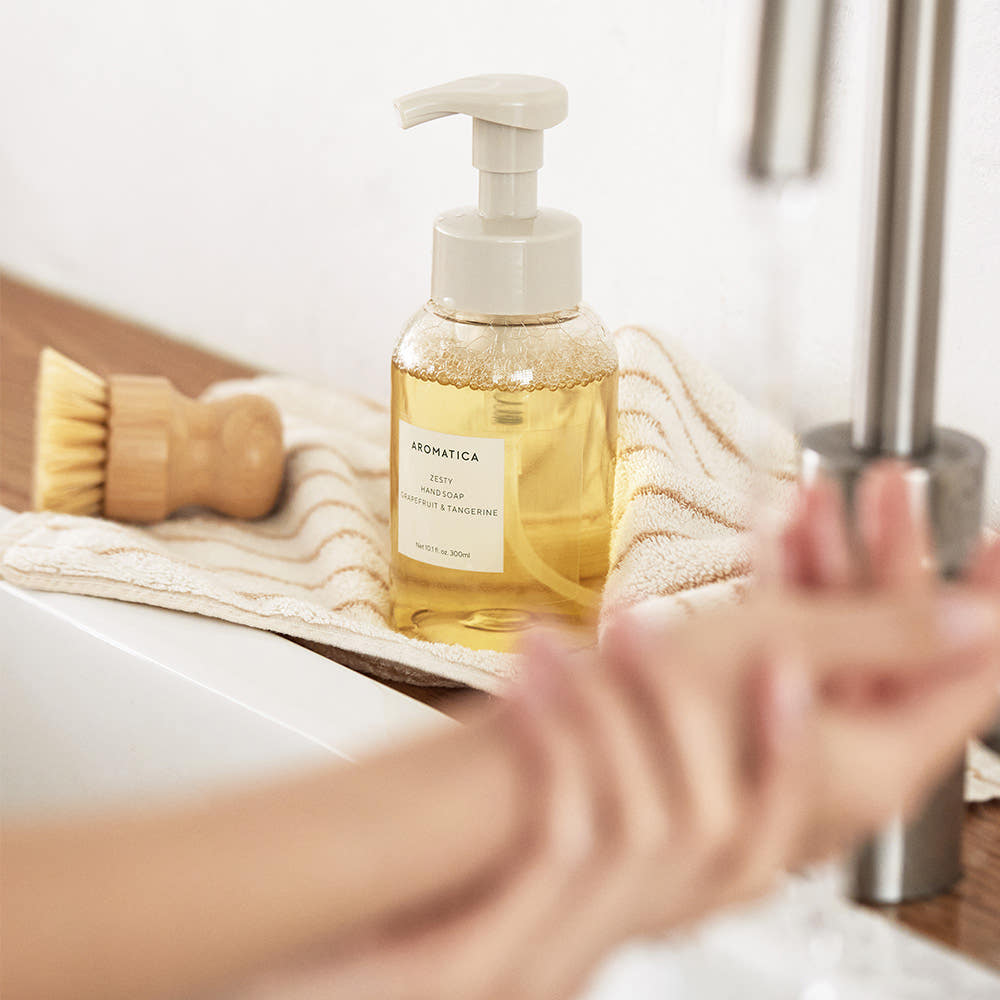 AROMATICA Zesty Hand Soap Grapefruit & Tangerine 300ml