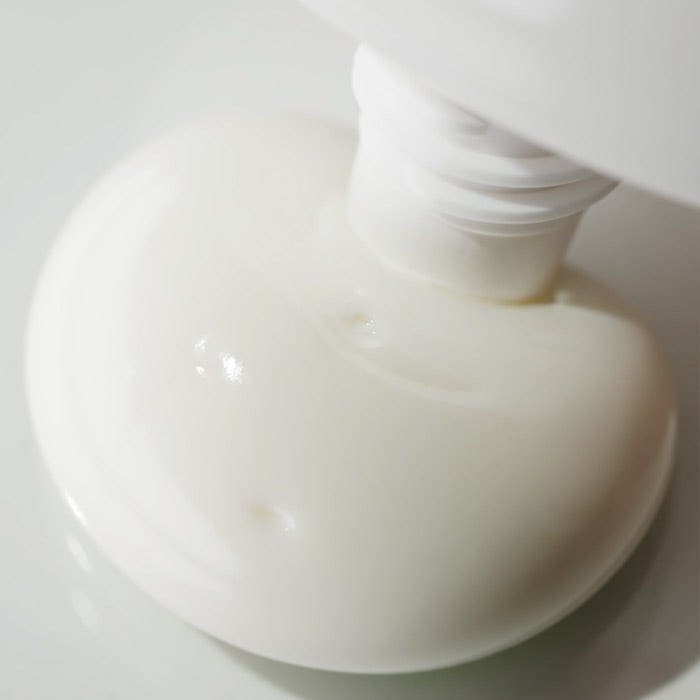 SCINIC Enjoy Super Mild Sun Essence SPF50+ PA++++ 50ml - JOSEPH BEAUTY