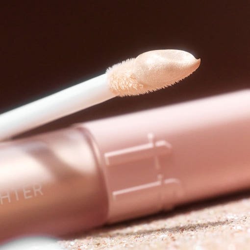 tfit Idol Contour Highlighter 5.5g Shine Beige - JOSEPH BEAUTY