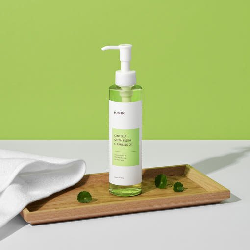 iUNIK Centella Green Fresh Cleansing Oil 200ml - JOSEPH BEAUTY