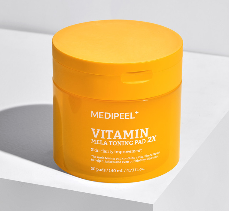 MEDIPEEL VITAMIN MELA TONING PAD 2X 140ml / 50pads
