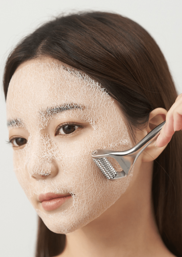 MEDITHERAPY Wrinkle - Fit Needle Face Roller 110.5g - JOSEPH BEAUTY
