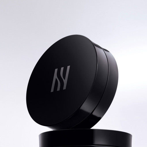 HERA Black Cushion Foundation SPF34/PA++ cushion compact in shade 13N1 Porcelain